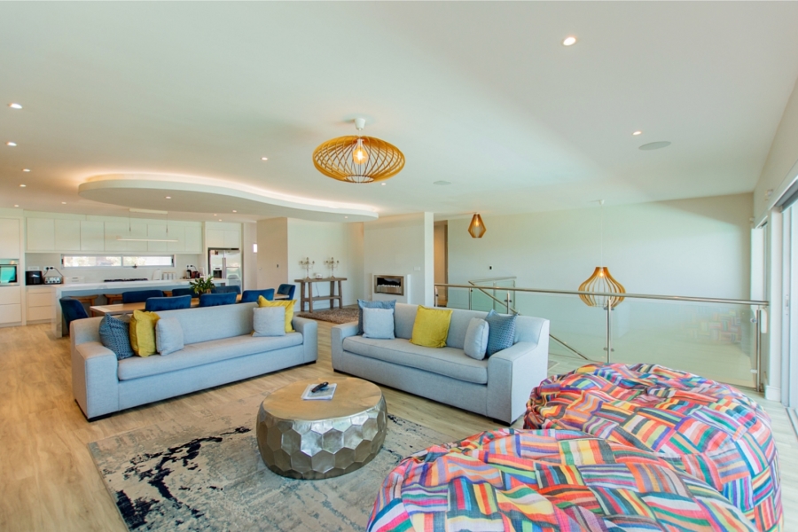 6 Bedroom Property for Sale in Myburgh Park Western Cape